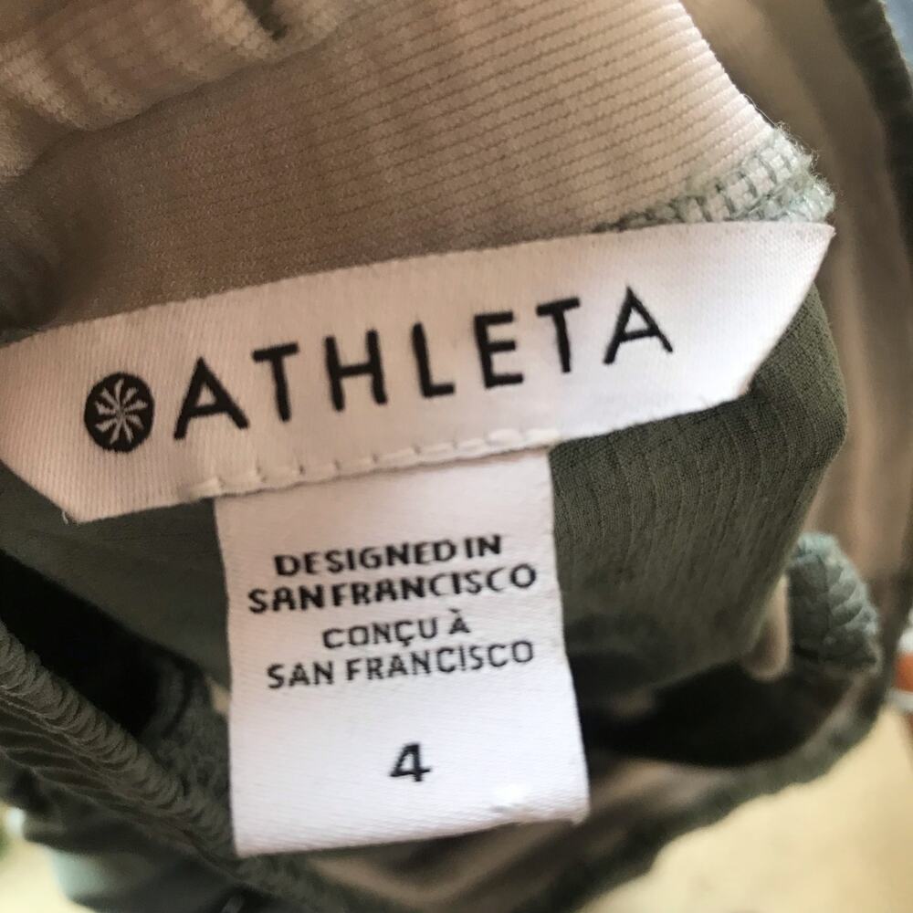 Athleta Trekkie Straight Crop Sea Foam Green Pull On Hiking Pants Women’s Size 4 - Picture 6 of 7